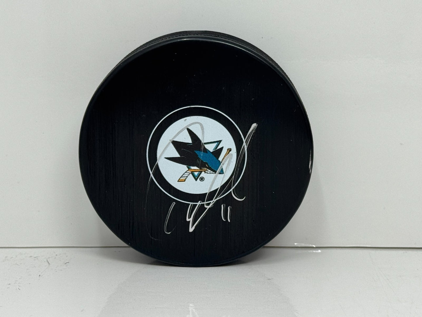 Owen Nolan San Jose Sharks Signed NHL Autograph Puck Silver Auto