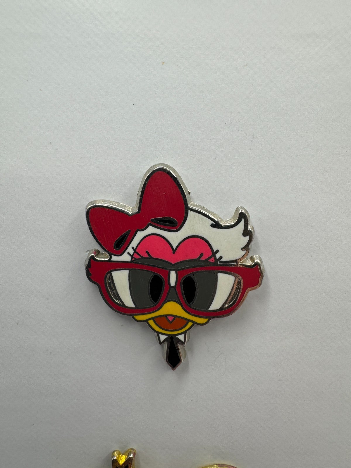 Disney Daisy with Glasses Nerds Rock Head Collection Trading Pin DC2S10