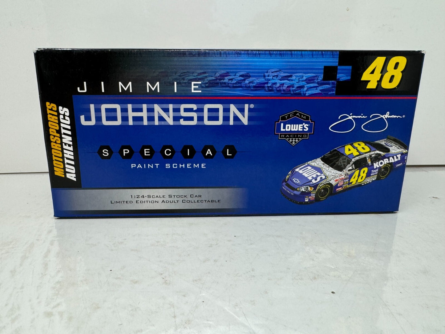 Motorsports Authentics #48 Jimmie Johnson Lowe's Kobalt 2006 Chevy 1:24 Diecast