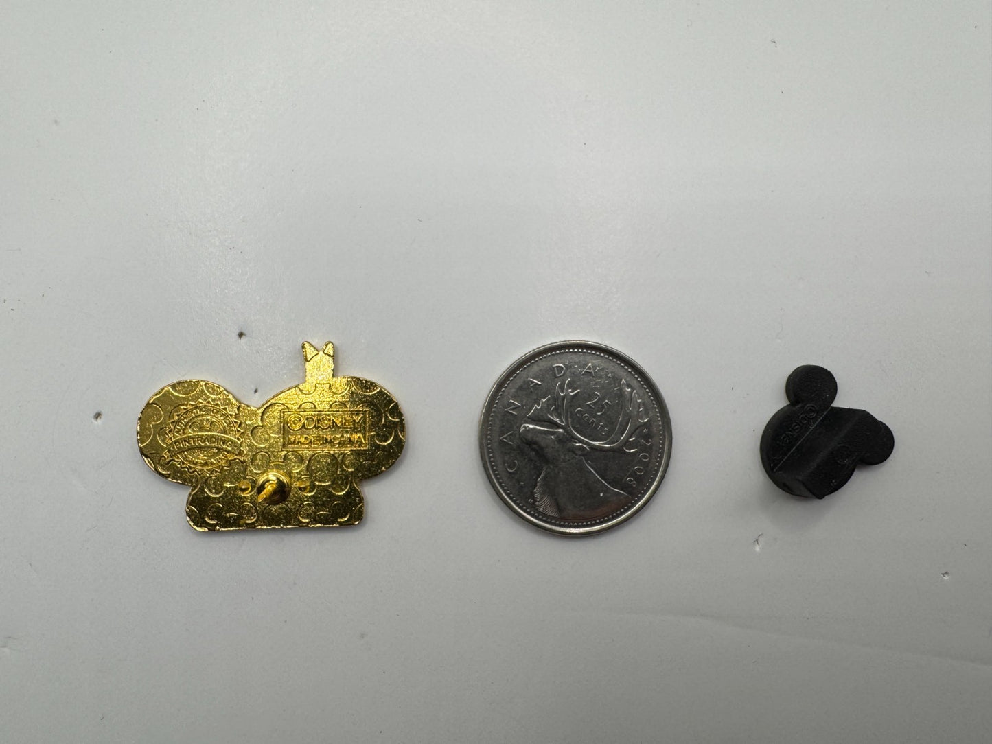 Disney Donald Duck Character Earhat Trading Pin DC2S10 V2