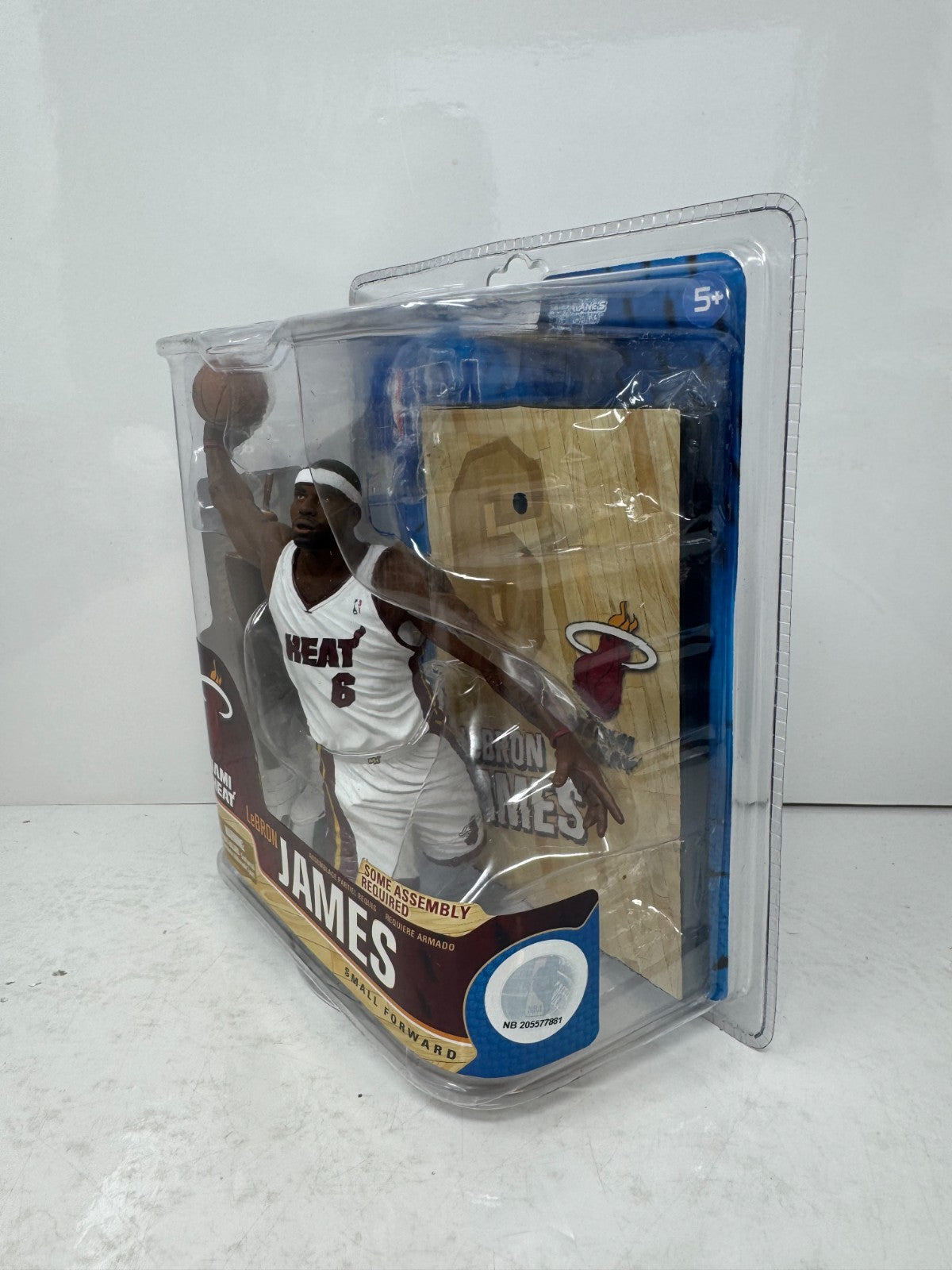 McFarlane NBA LeBron James Miami Heat Series 21 Figure