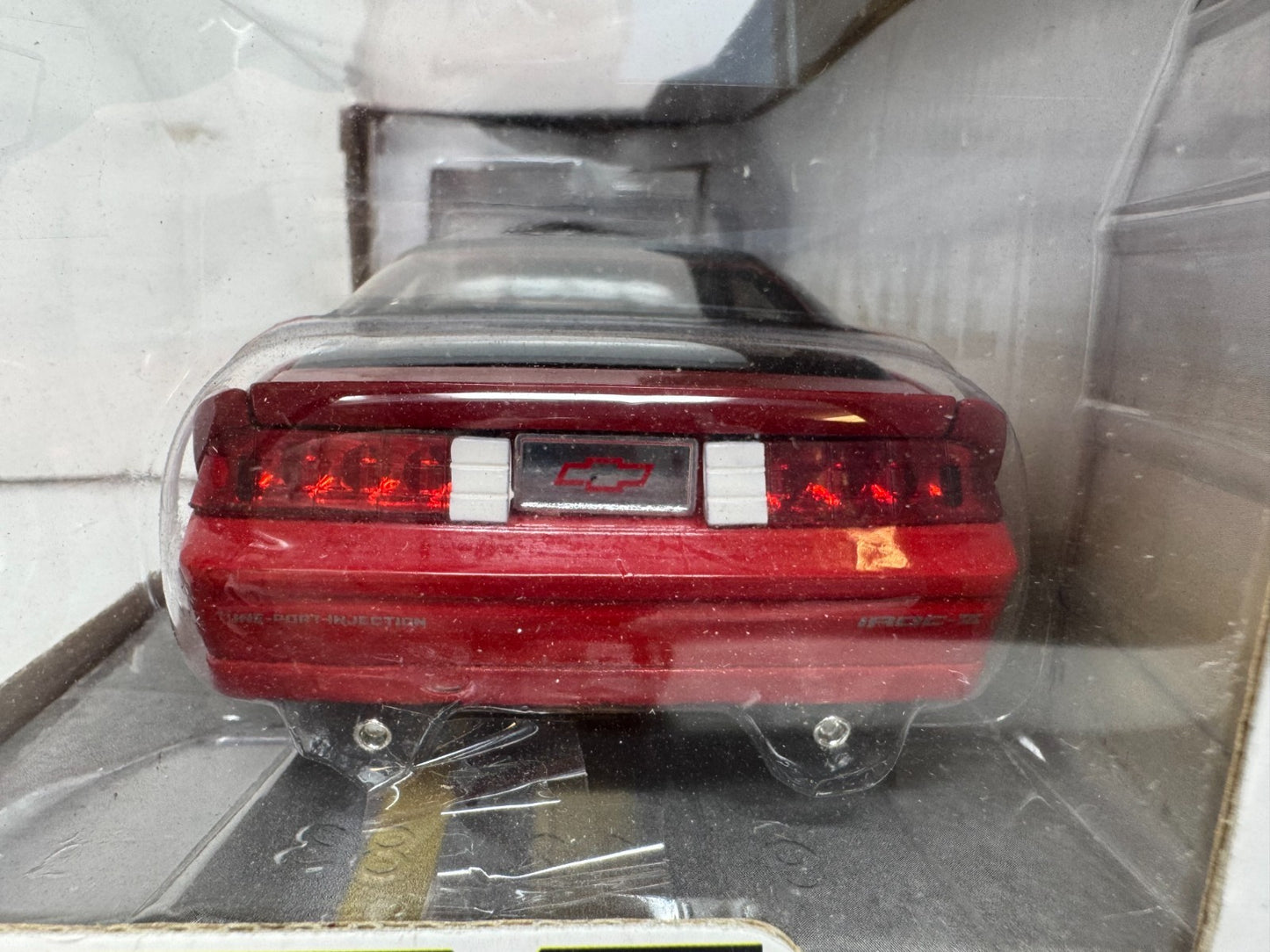 Jada Bigtime Muscle 1985 Chevy Camaro 1:24 Diecast