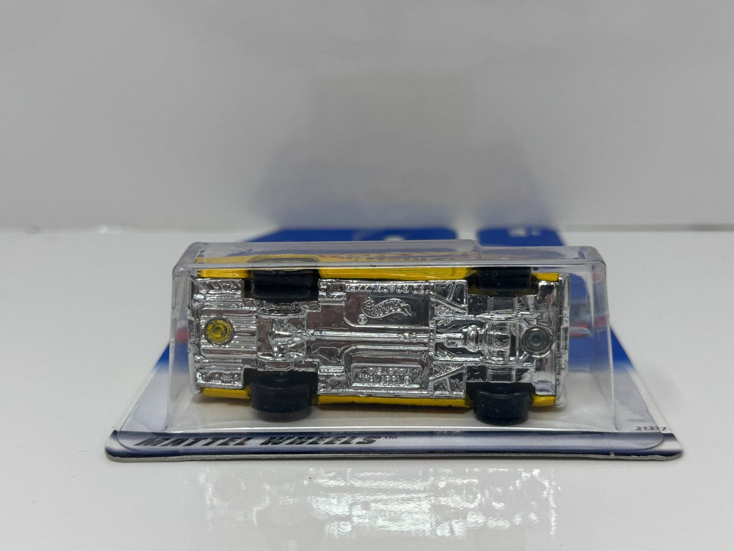 Hot Wheels 1970 Plymouth Road Runner Oh Henry! 1:64 Diecast Yellow
