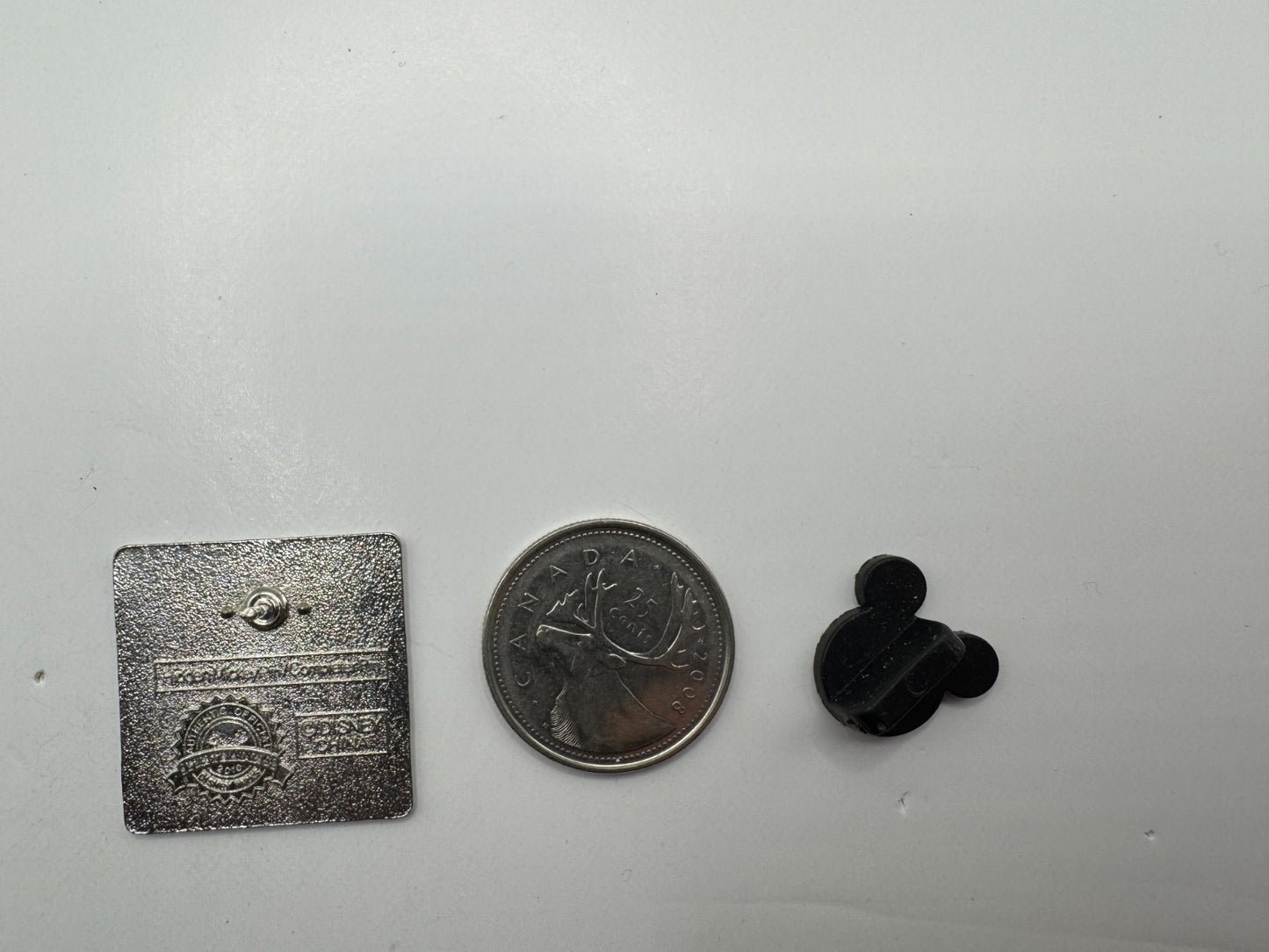 WDW Disney Pluto Completer Character Outlines Hidden Trading Pin DC1S10