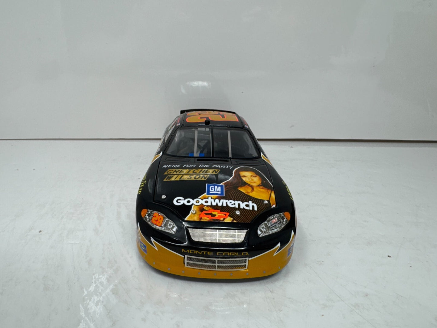 Action Nascar Elite #29 Kevin Harvick Rock & Roll 2005 Monte Carlo 1:24 Diecast