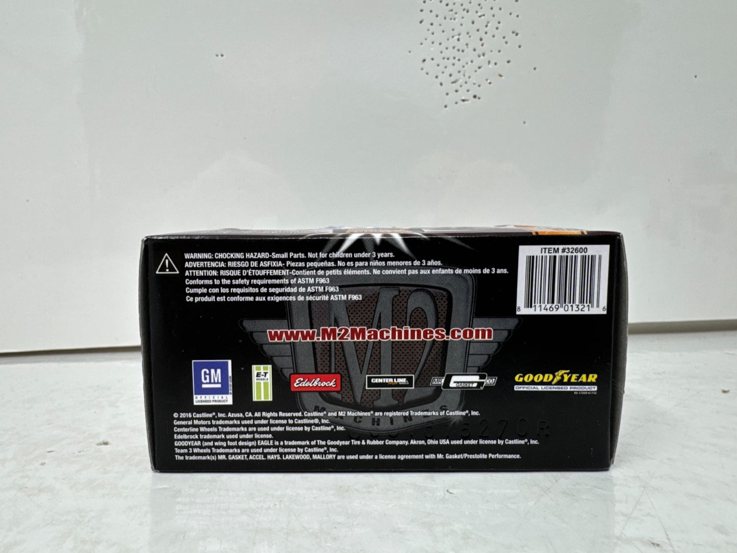 M2 Machines 1969 Chevrolet Camaro SS/RS 396 Auto Mods 1:64 Diecast