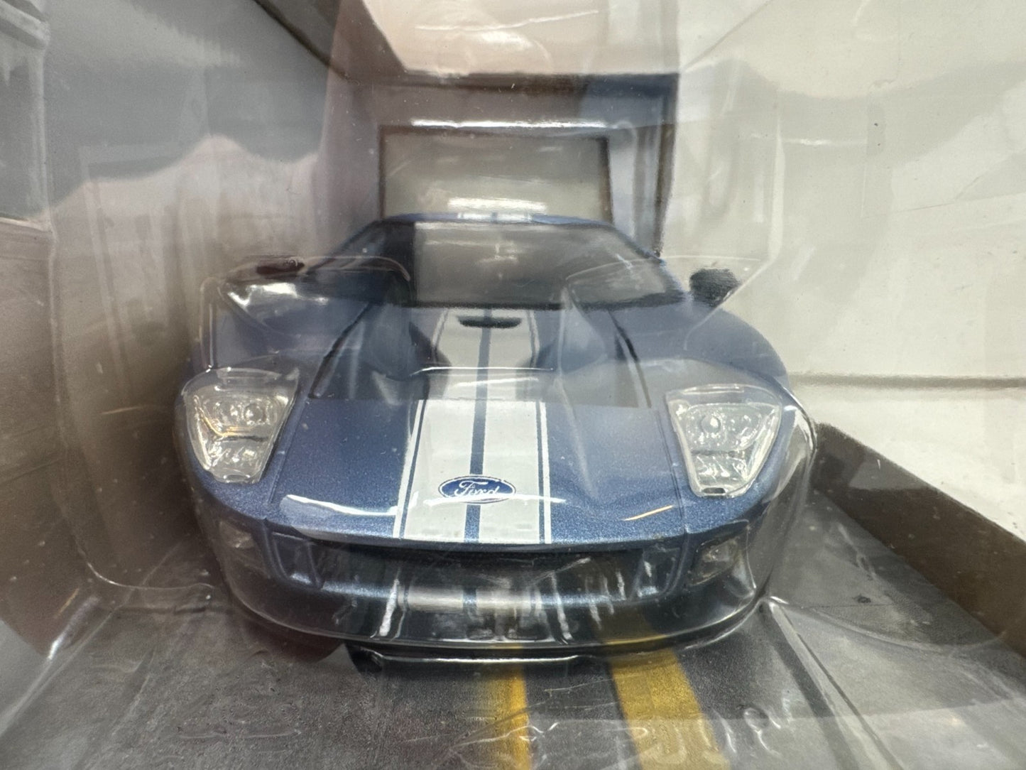 Jada Bigtime Muscle 2005 Ford GT 1:24 Diecast