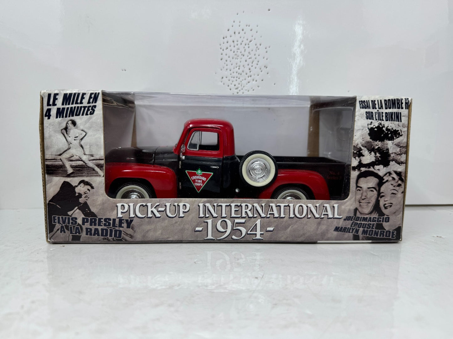 Liberty Classics Canadian Tire 1954 International Pickup BANK 1:24 Diecast