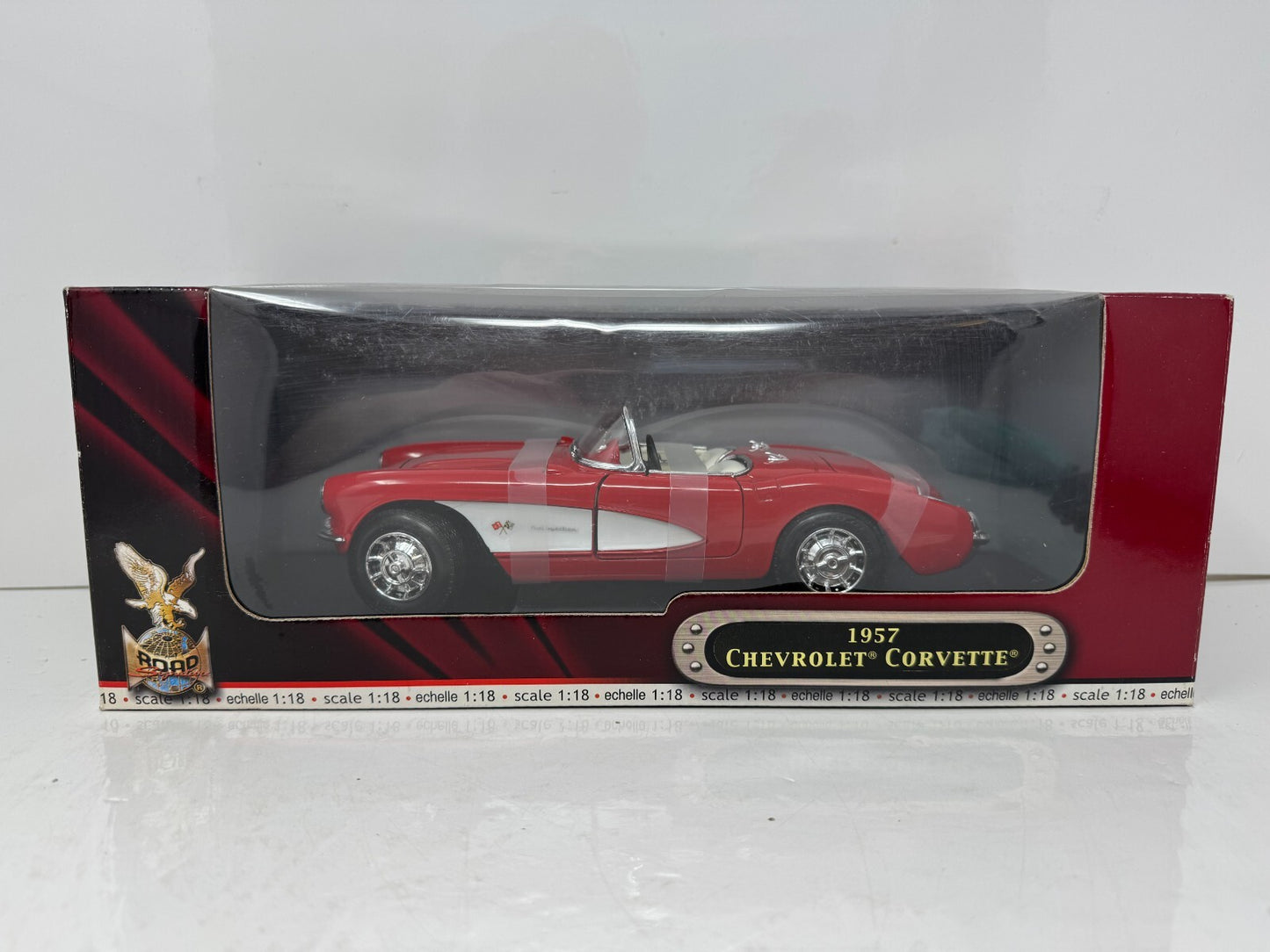 Yat Ming Road Signature 1957 Chevrolet Corvette 1:18 Diecast