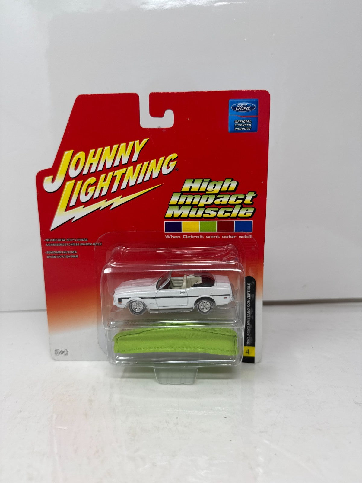 Johnny Lightning High Impact Muscle 1971 Ford Mustang Convertible 164 Diecast