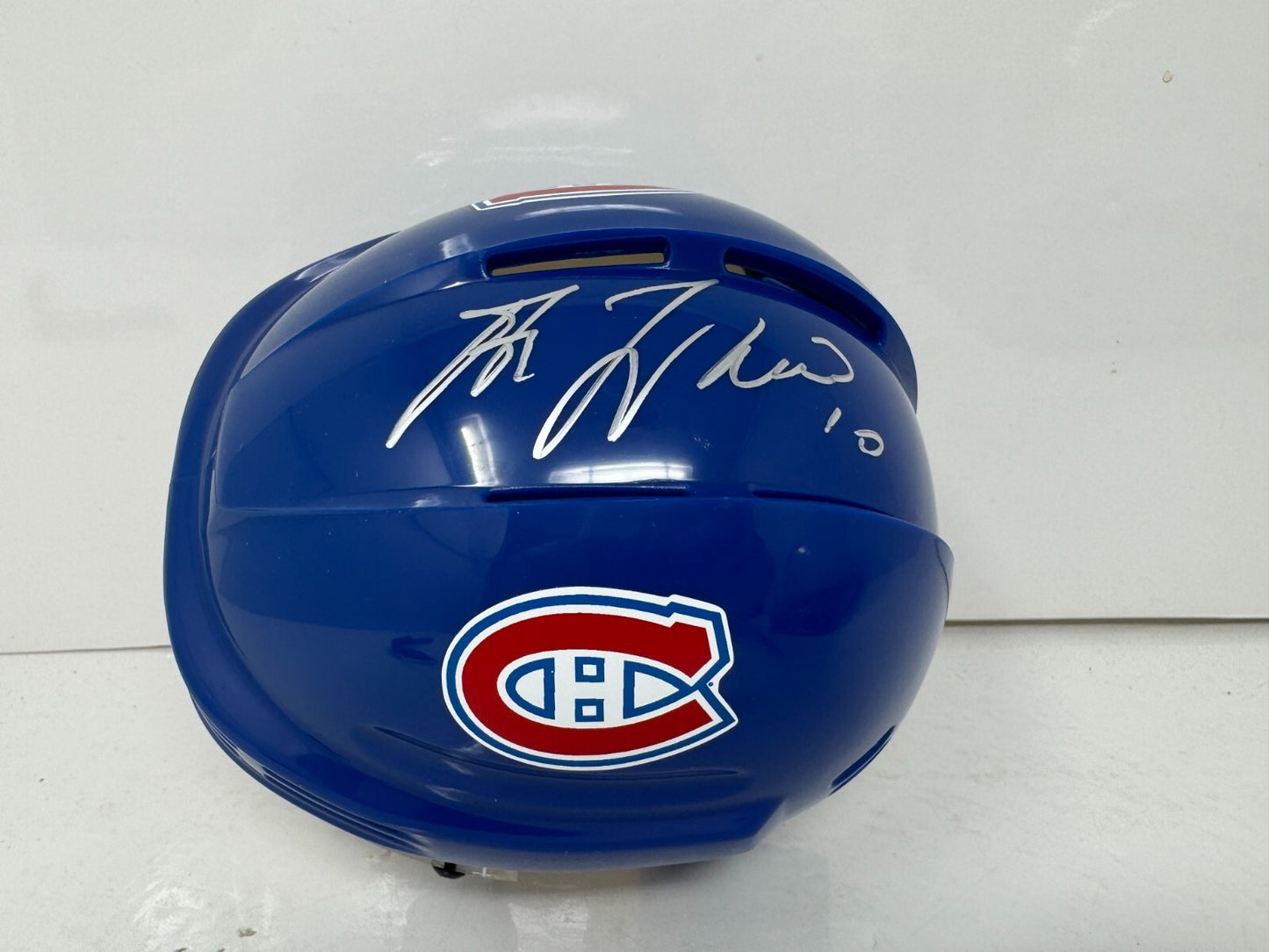 Bauer Montreal Canadiens Mini Helmet with Guy Lafleur Auto