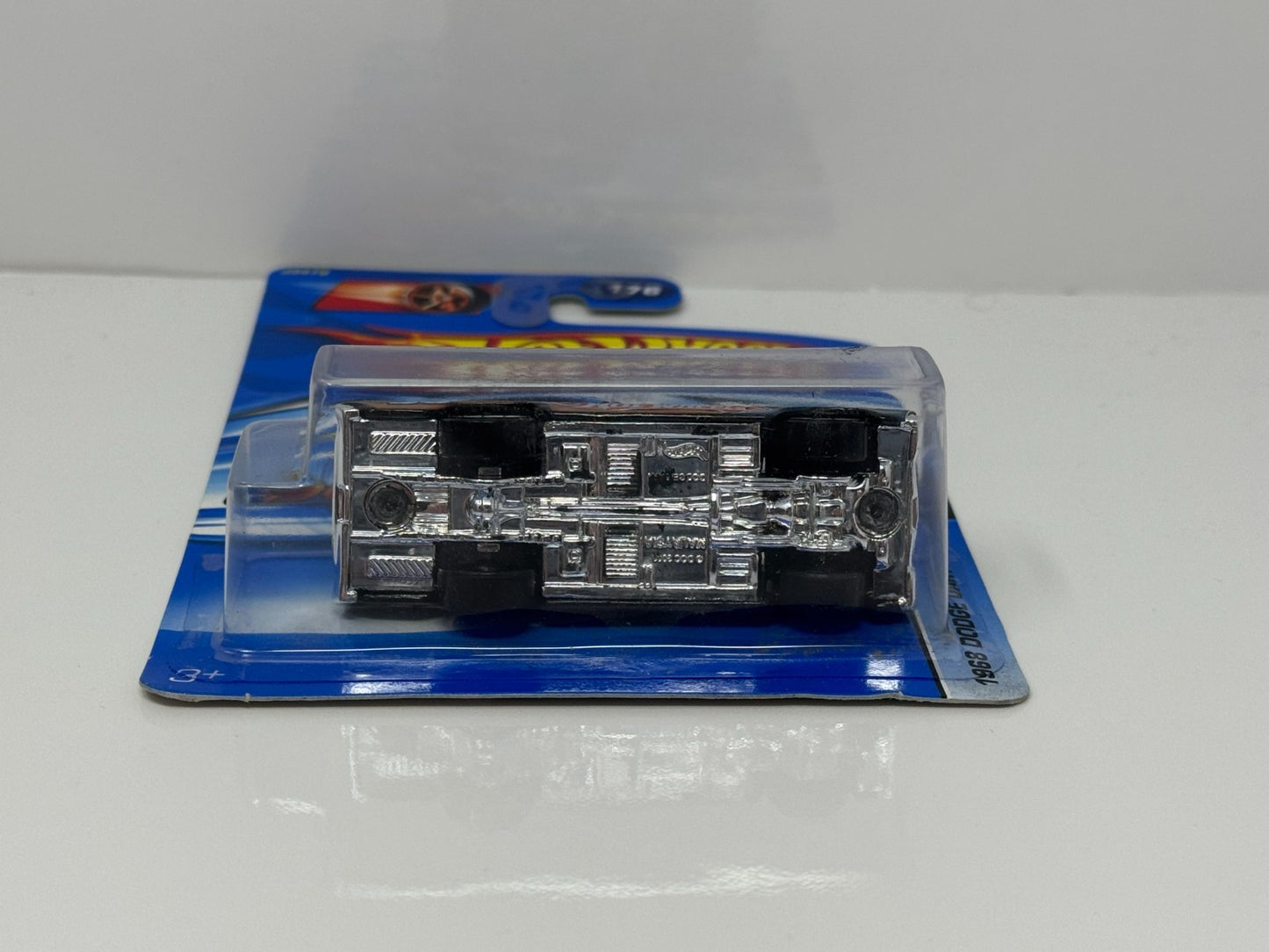 Hot Wheels 1968 Dodge Dart 1:64 Diecast Black Blue
