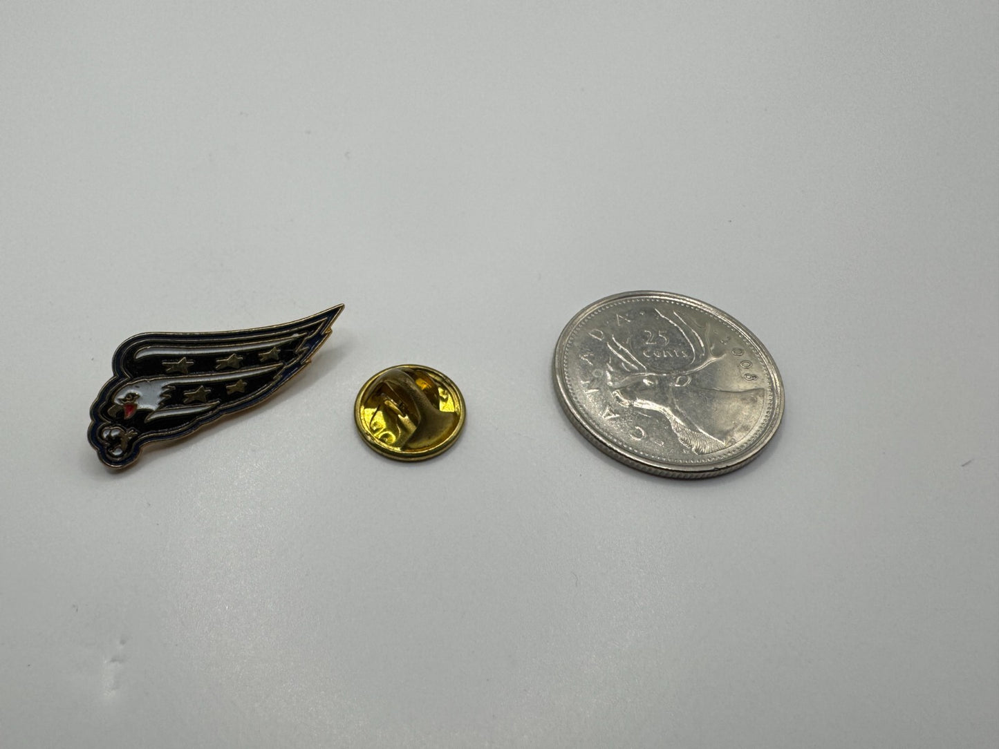 Washington Capitals NHL Hockey Team Logo Lapel Pin UDT1