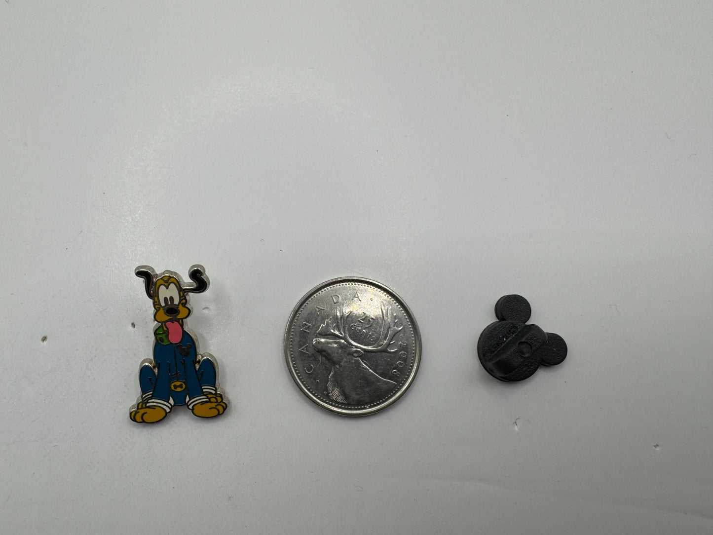 WDW Disney Pluto Outer Space Characters Hidden Mickey Trading Pin DC1S10