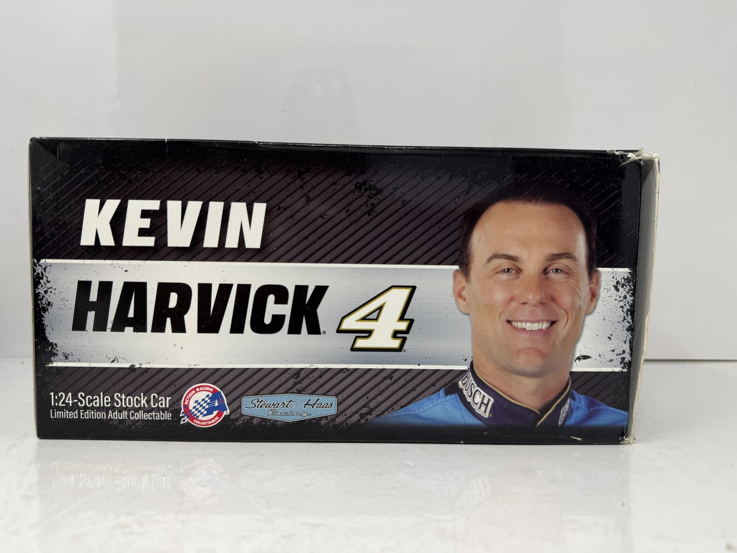 Lionel Racing Nascar #4 Kevin Harvick Busch Mustang 1:24 Diecast Liquid Color 1 of 72