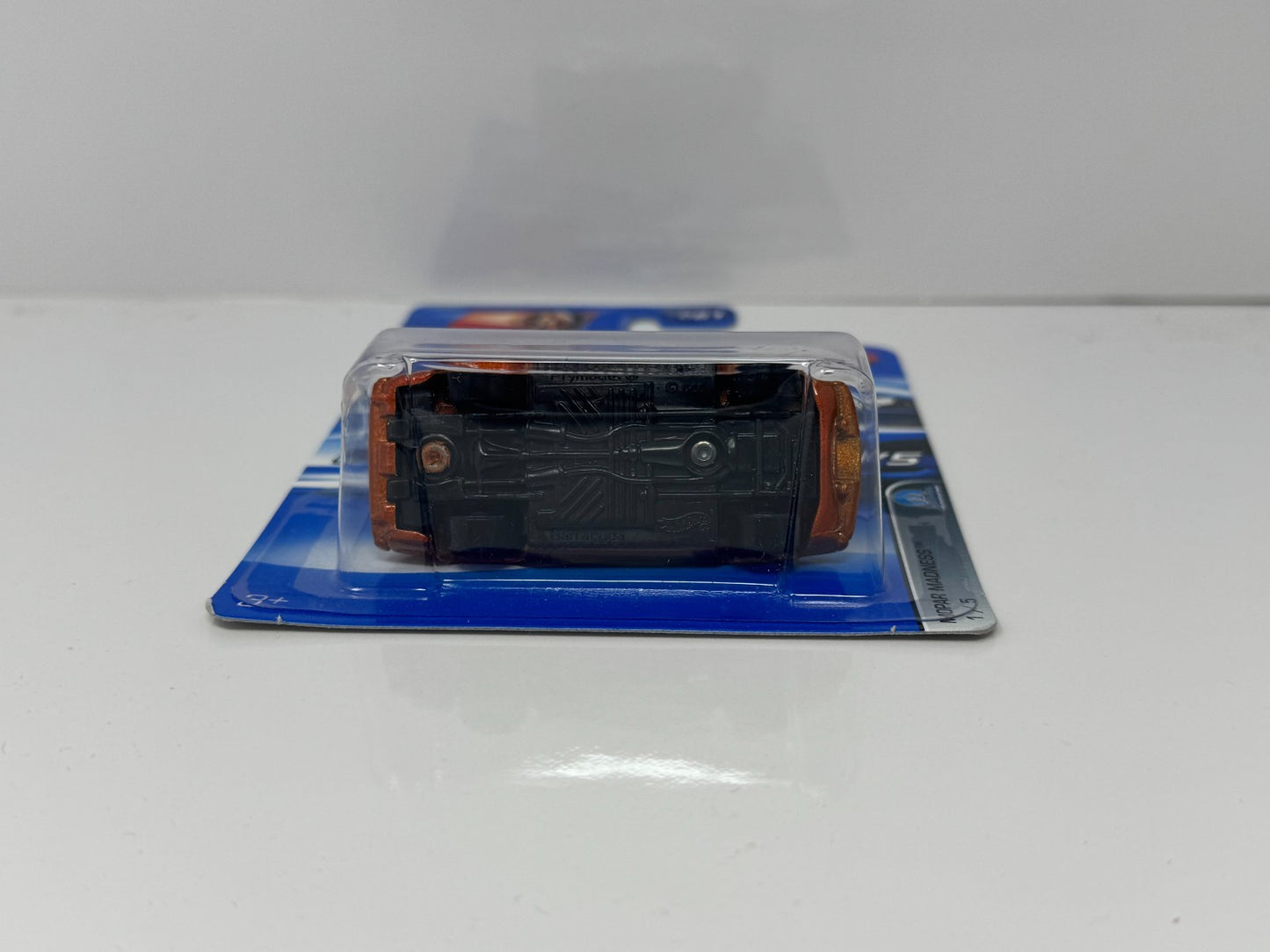 Hot Wheels Mopar Madness 1970 Plymouth Barracuda 1:64 Diecast Bronze V2