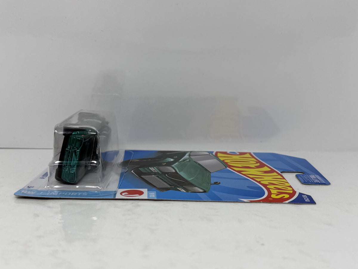 Hot Wheels Super Treasure Hunt 1972 Nissan Skyline HT 2000GT-X 1:64 Diecast STH