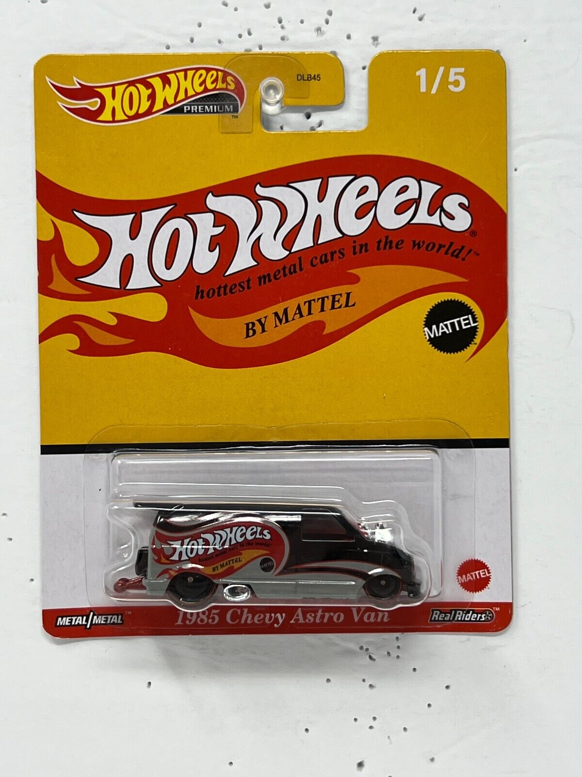 Hot Wheels Premium Pop Culture Mattel Brands 1985 Chevy Astro Van 1:64 Diecast