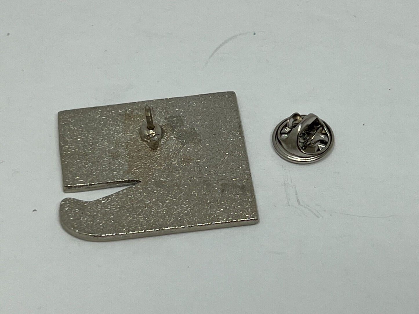 Tadoussac berceau de la Nouvelle-France 1600-2000 Cities & States Lapel Pin P2