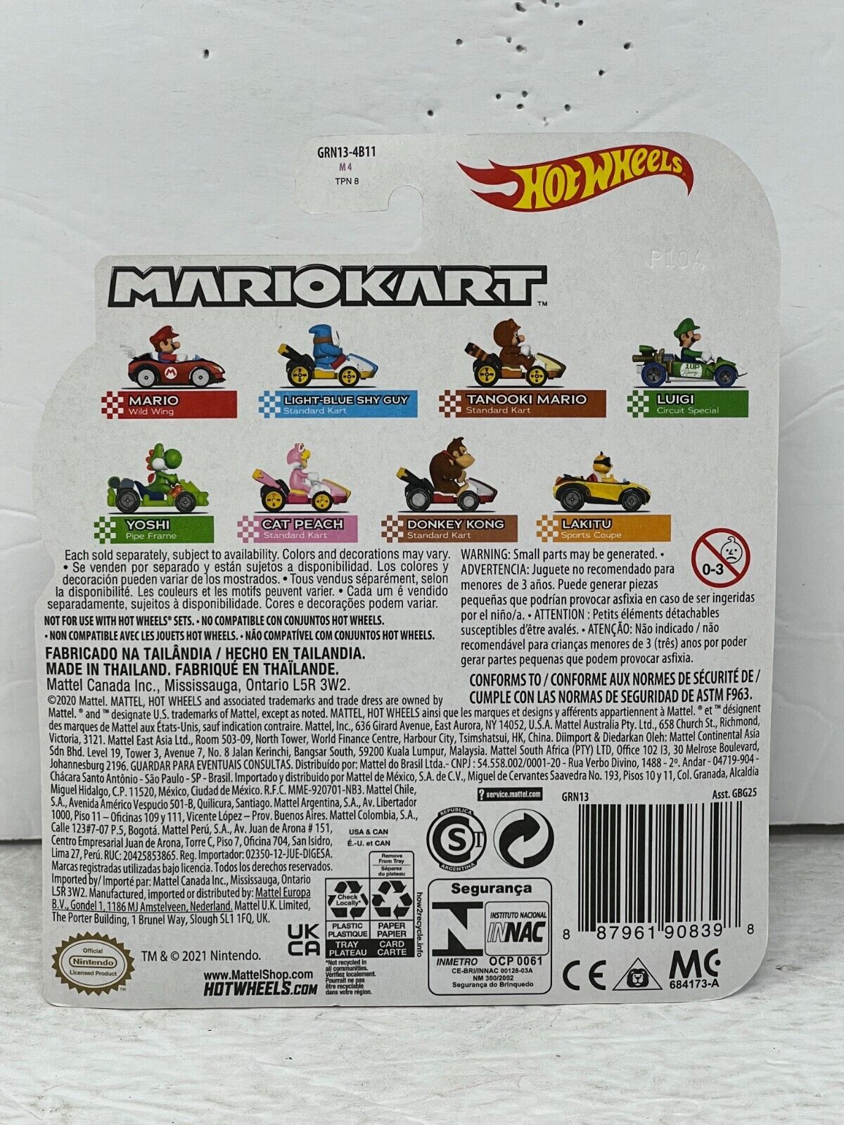 Hot Wheels Mario Kart Cat Peach Standard Kart 1:64 Diecast