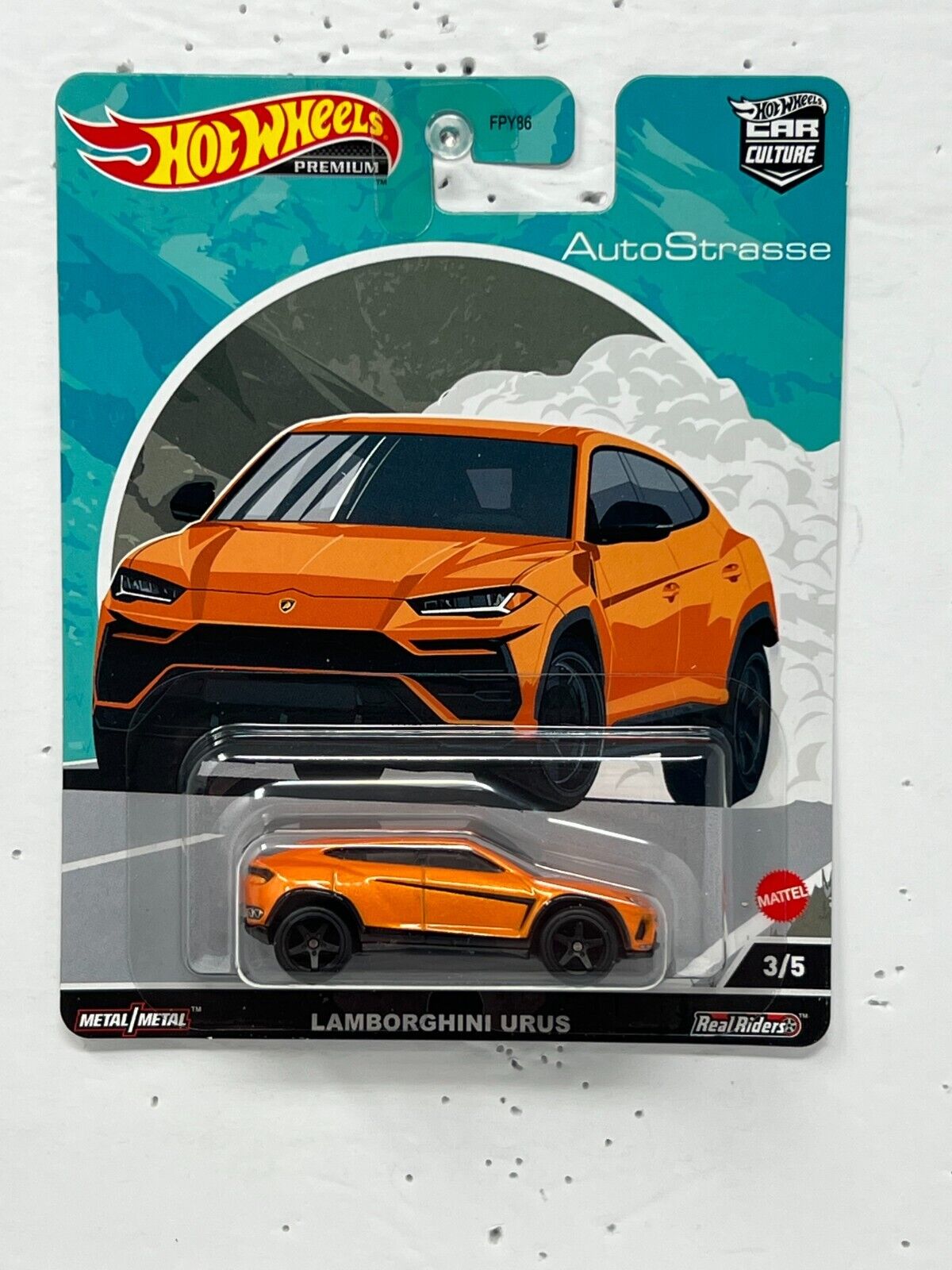 Hot Wheels Premium AutoStrasse Lamborghini Urus 1:64 Diecast