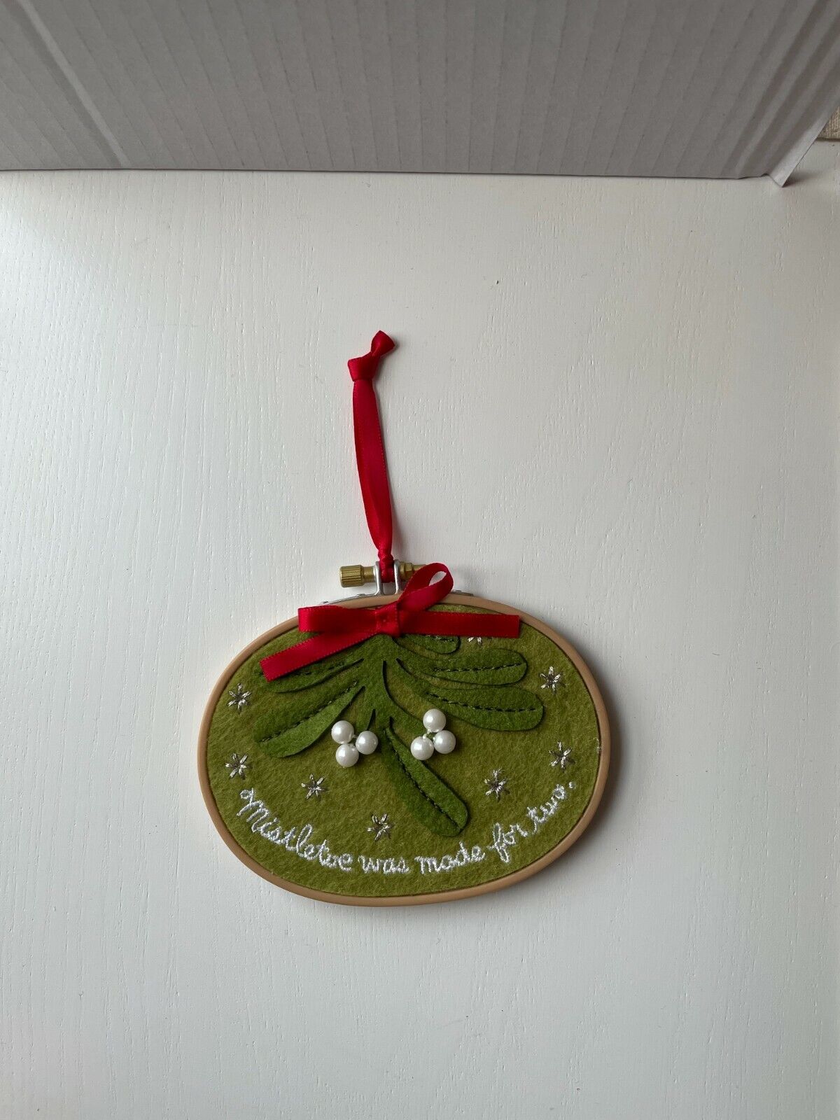 2015 Hallmark Christmas Keepsake Ornament Together Under The Mistletoe