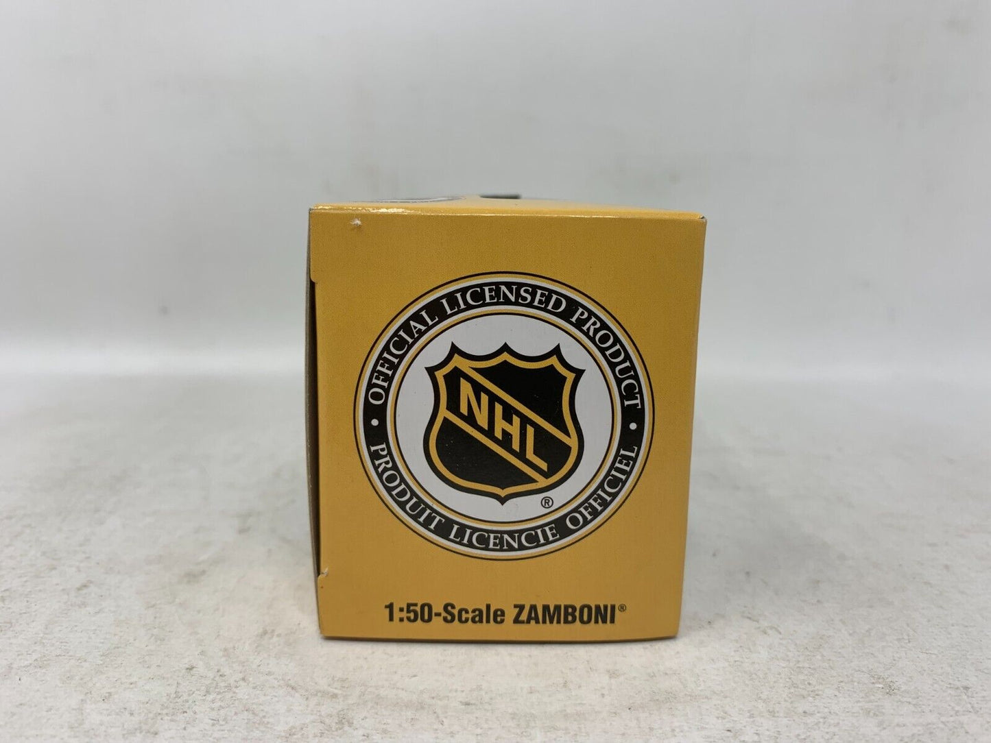 Ertl NHL Zamboni Pittsburgh Penguins 2004 1:50 Diecast