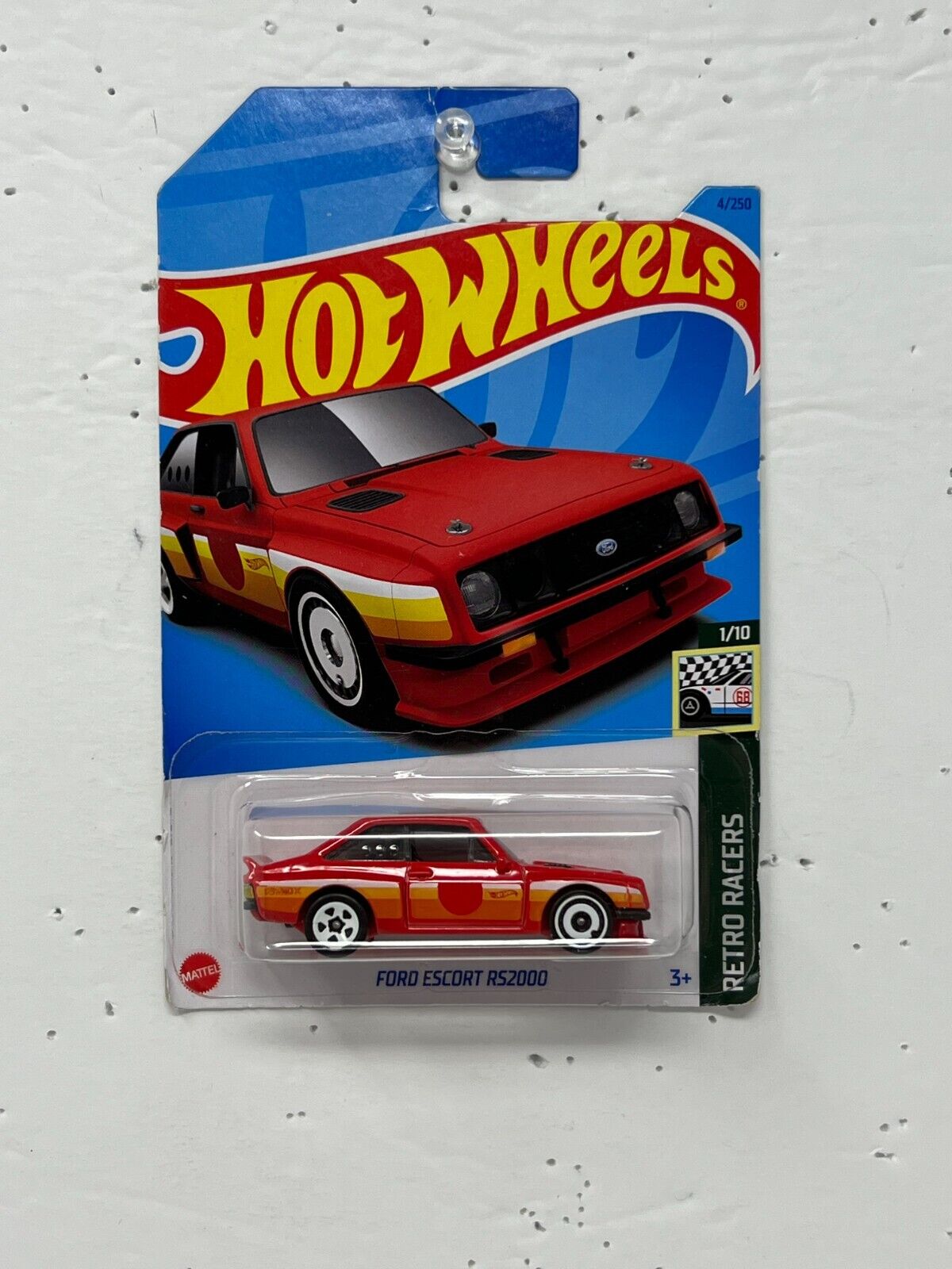 Hot Wheels Retro Racers Ford Focus RS2000 Rally Car 1:64 Diecast Red