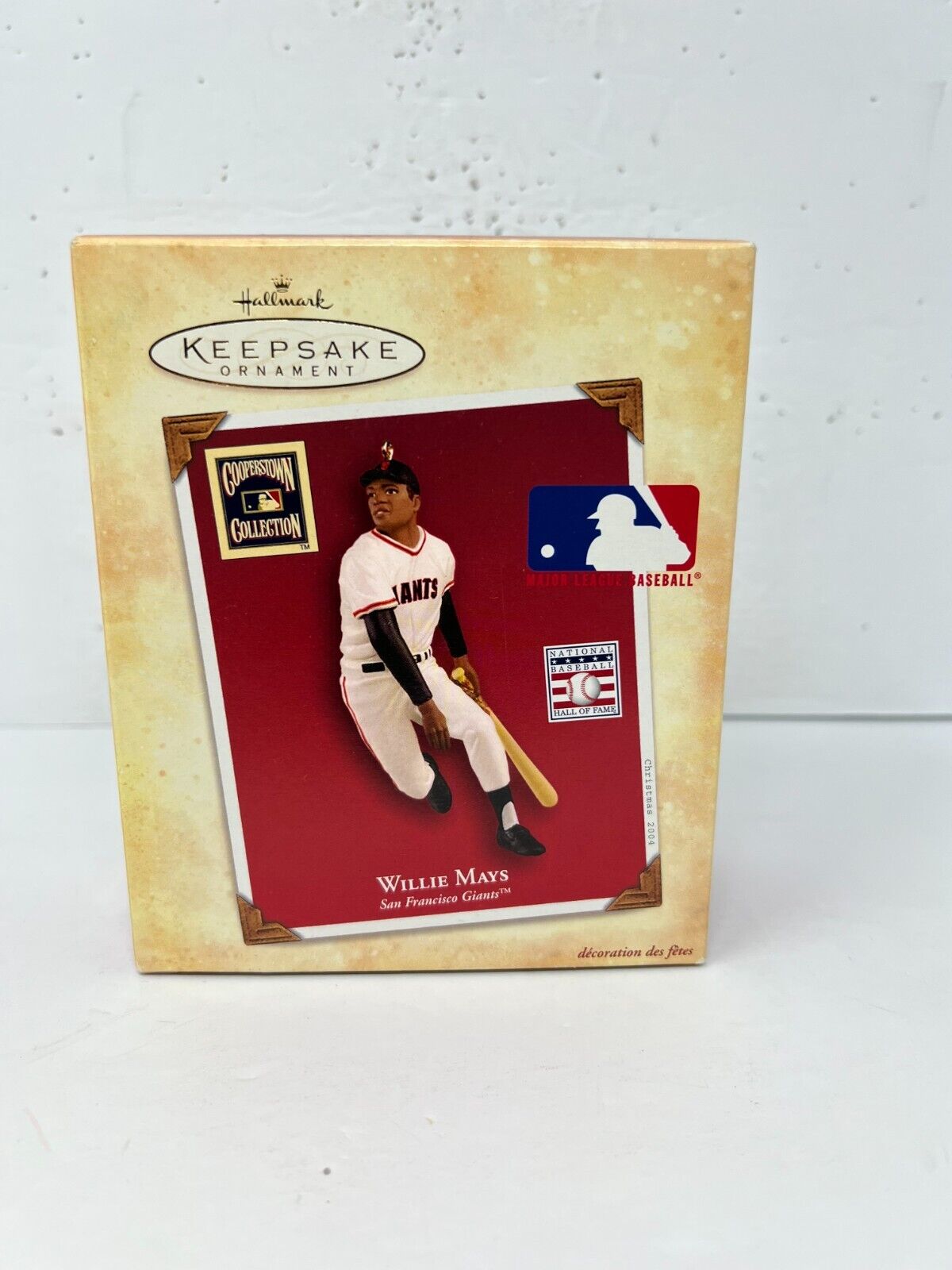 Hallmark KeepsakeChristmas Ornament Willie Mays San Francisco Giants Figure