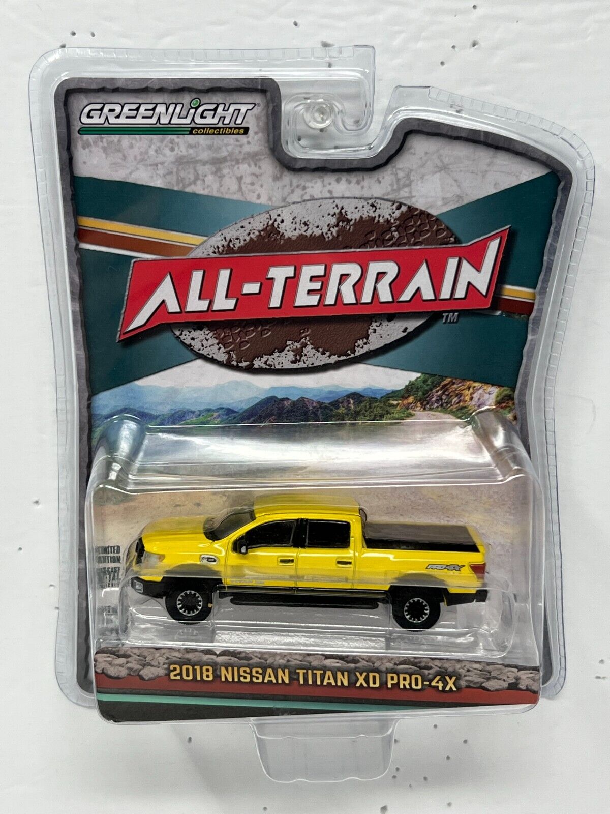 Greenlight All-Terrain 2018 Nissan Titan XD Pro-4X 1:64 Diecast