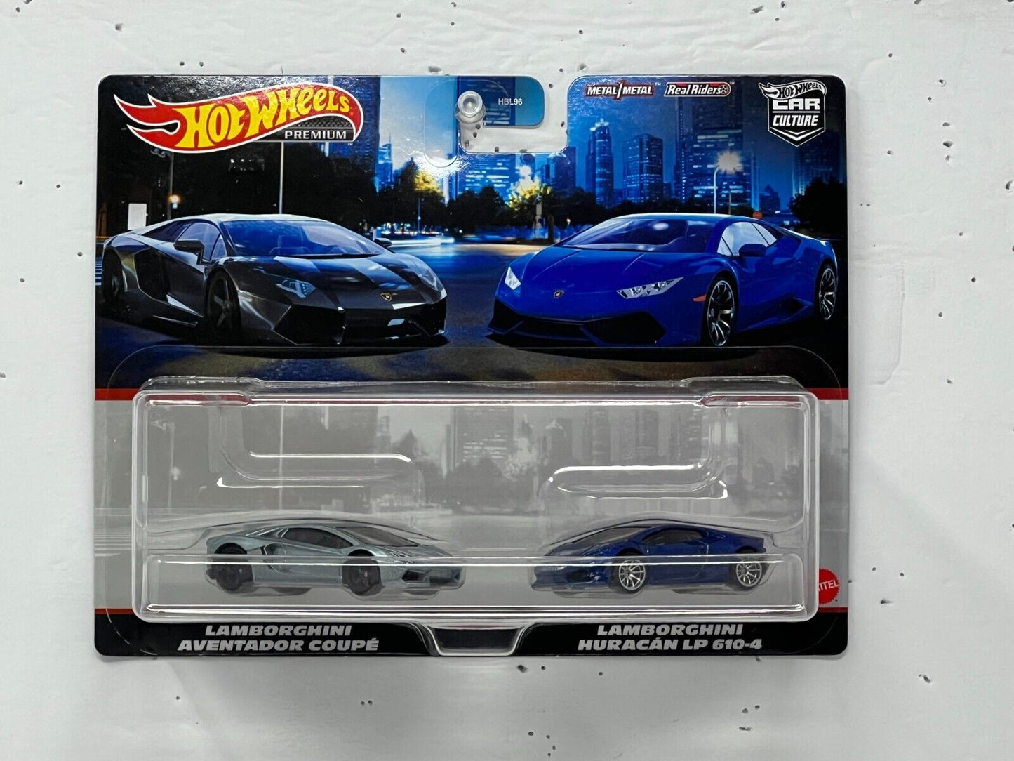 Hot Wheels Premium Lamborghini Aventador & Huracan LP 610-4 2-Pack 1:64 Diecast