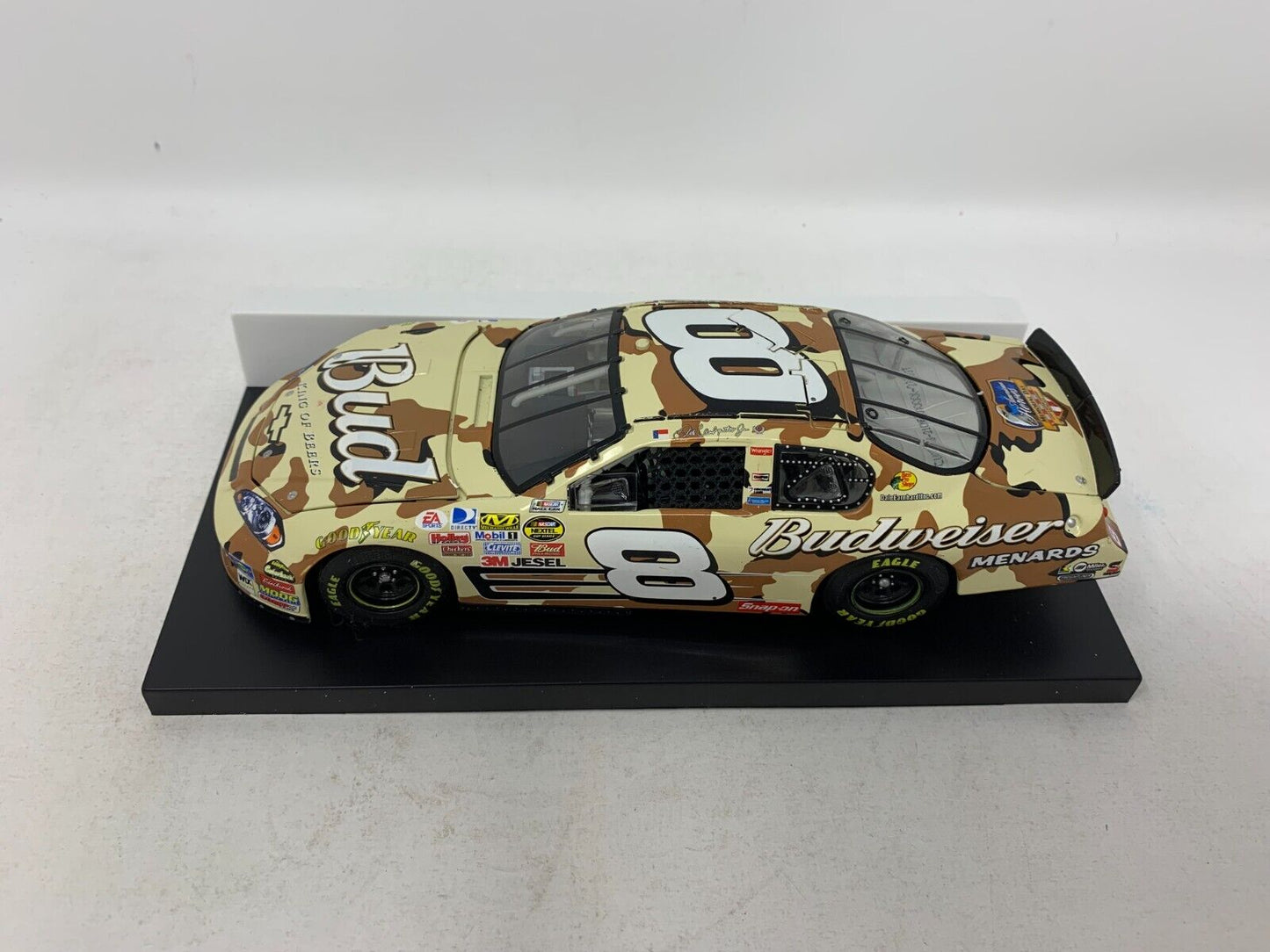 Nascar #8 Budweiser Dale Earnhardt Jr. American Heroes Memorial Day 1:24 Diecast
