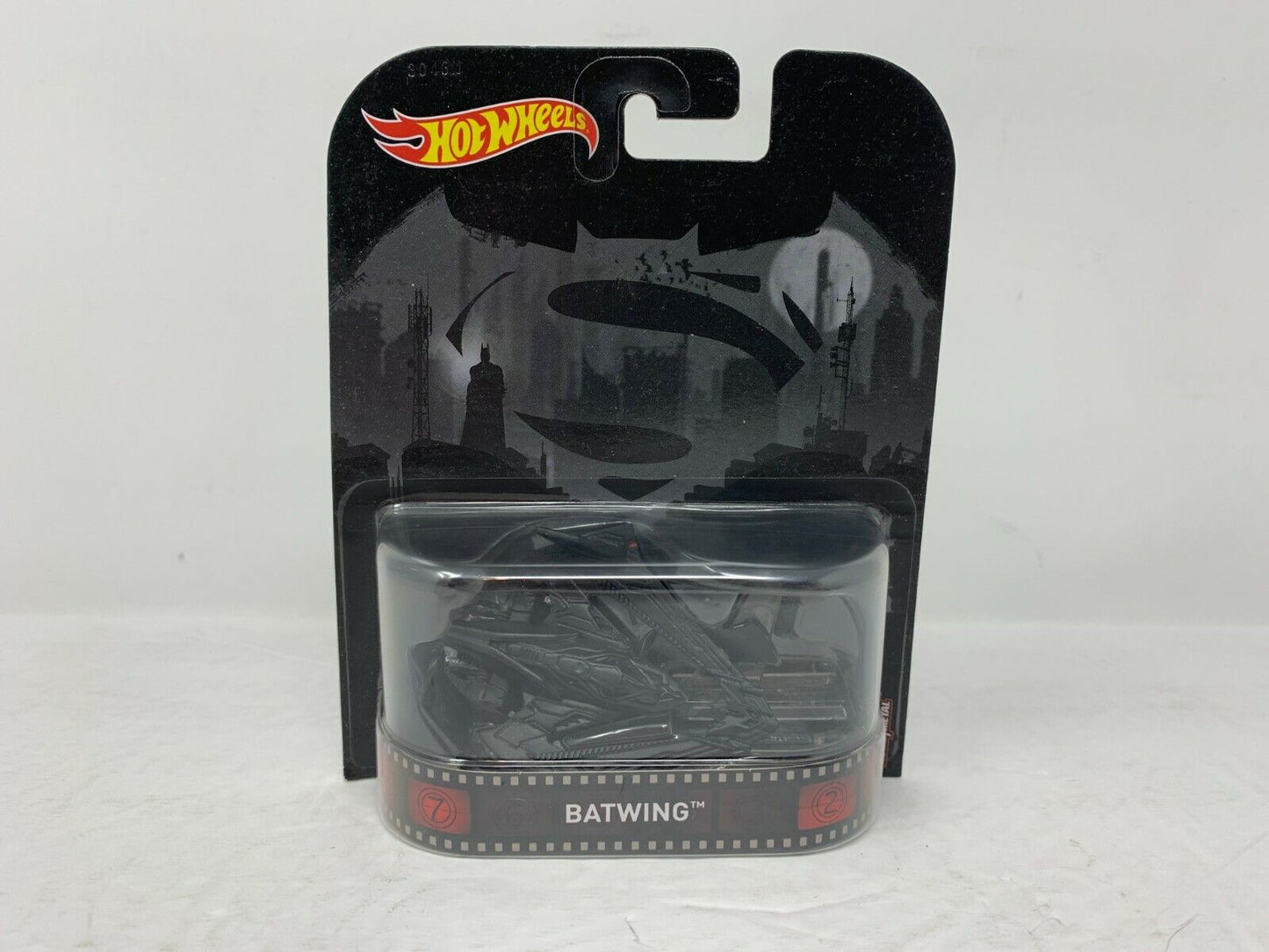 Hot Wheels Retro Entertainment Batman v Superman Batwing POP Culture 1:64 Diecast