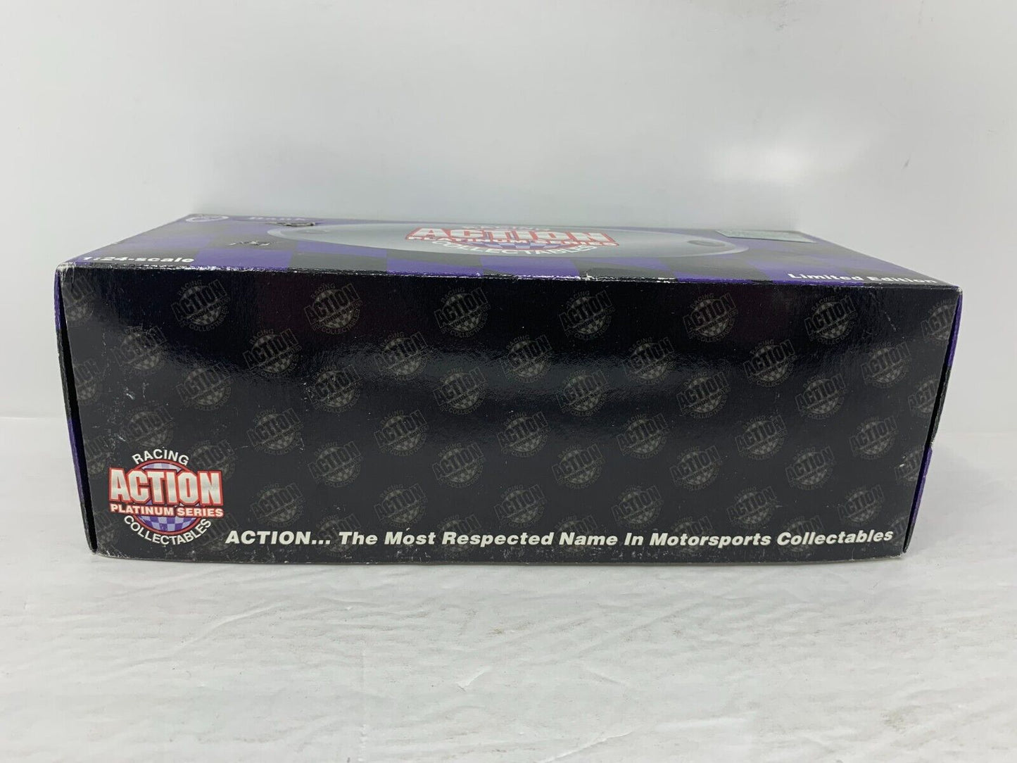 Action Nascar RCCA #24 Jeff Gordon DuPont Chroma Premier 1997 BANK 1:24 Diecast