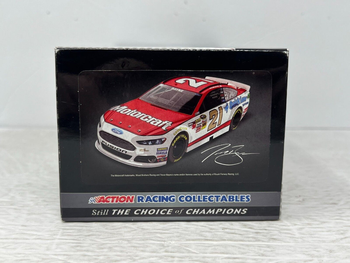 Lionel Racing Nascar #21 Trevor Bayne Motorcraft Quicklane 2013 Ford Fusion 124 Diecast