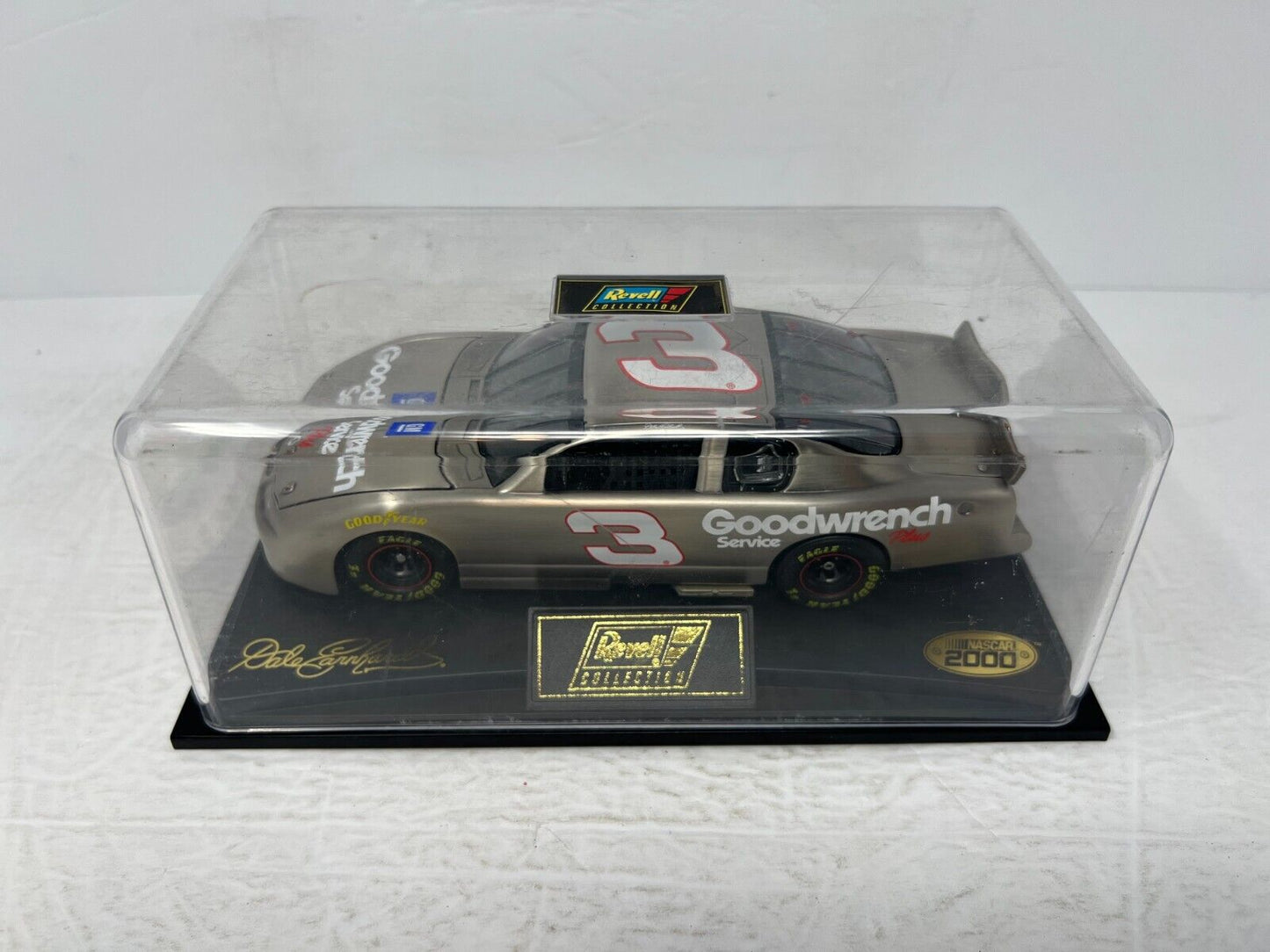 Revell Nascar #3 Dale Earnhardt GM Goodwrench 2000 Chevy Test Car 1:24 Diecast