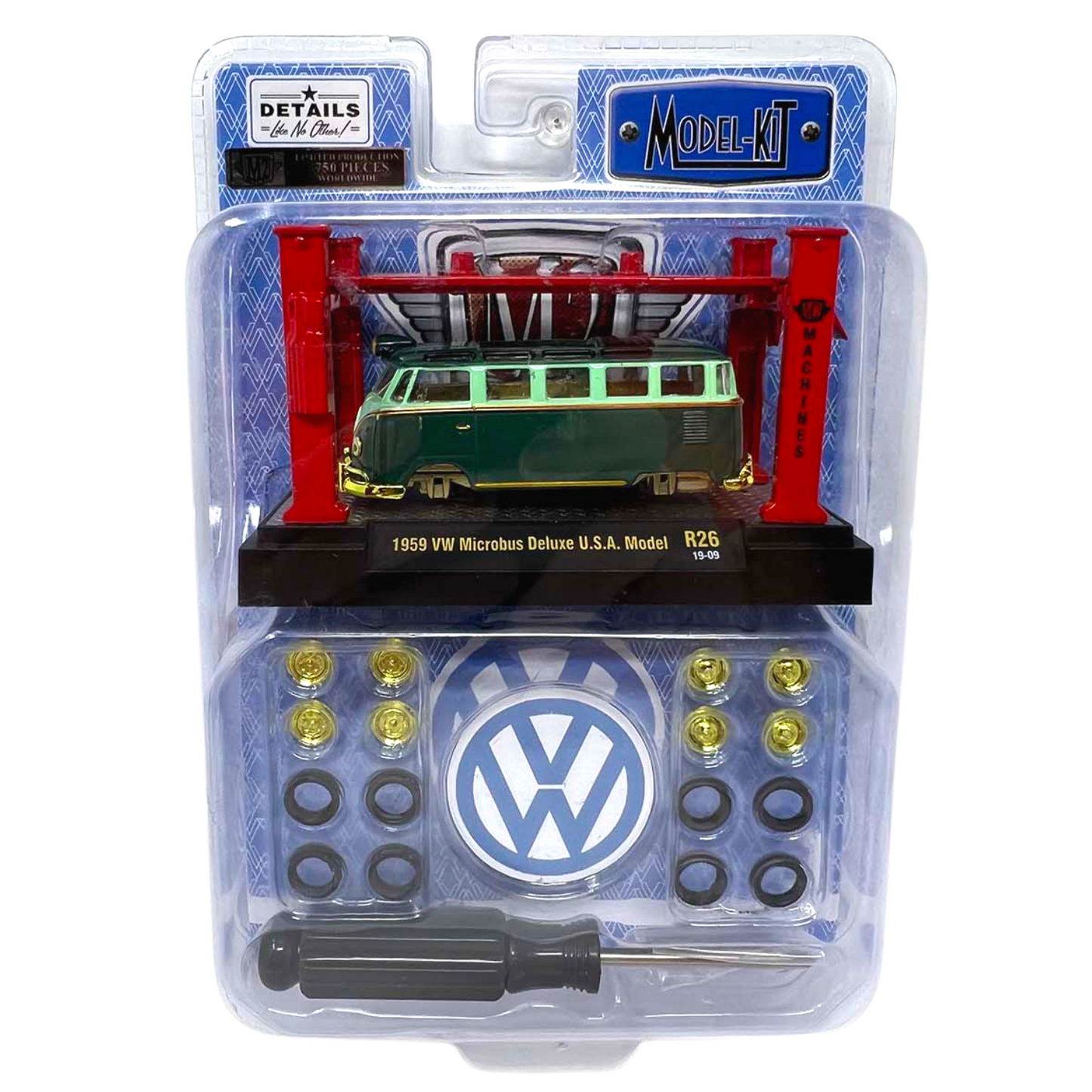 M2 Machines Model-Kit Chase 1959 VW Microbus Deluxe U.S.A. Model R26 164 Diecast