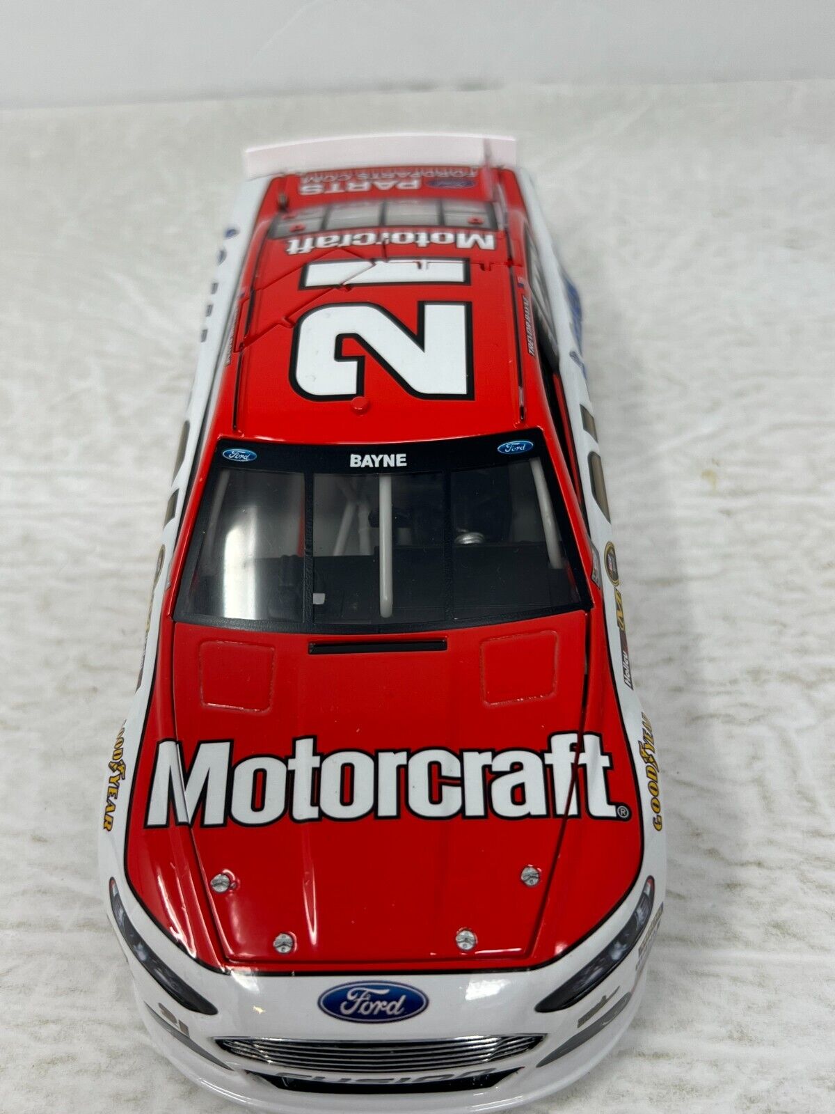 Lionel Racing Nascar #21 Trevor Bayne Motorcraft Quicklane 2013 Ford Fusion 124 Diecast