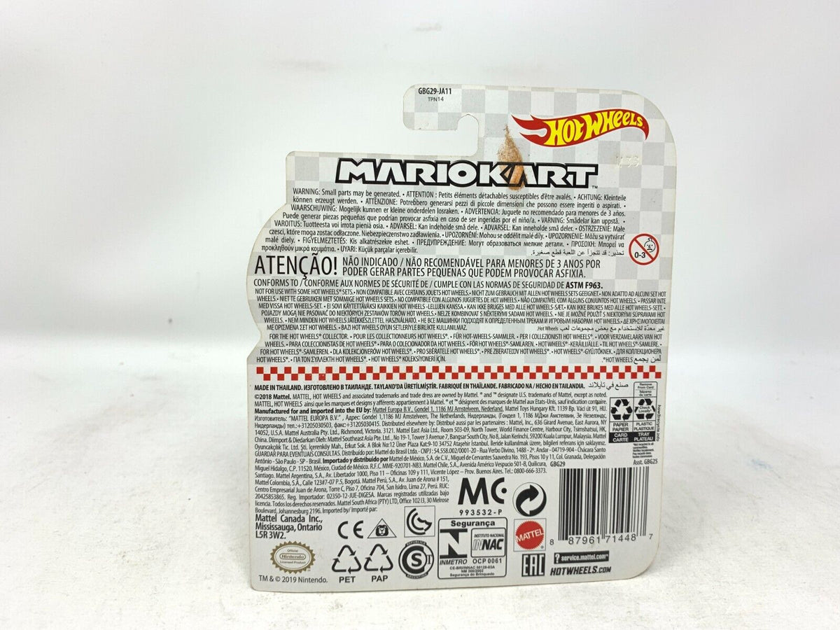 Hot Wheels Mario Kart Yoshi B Dasher 1:64 Diecast