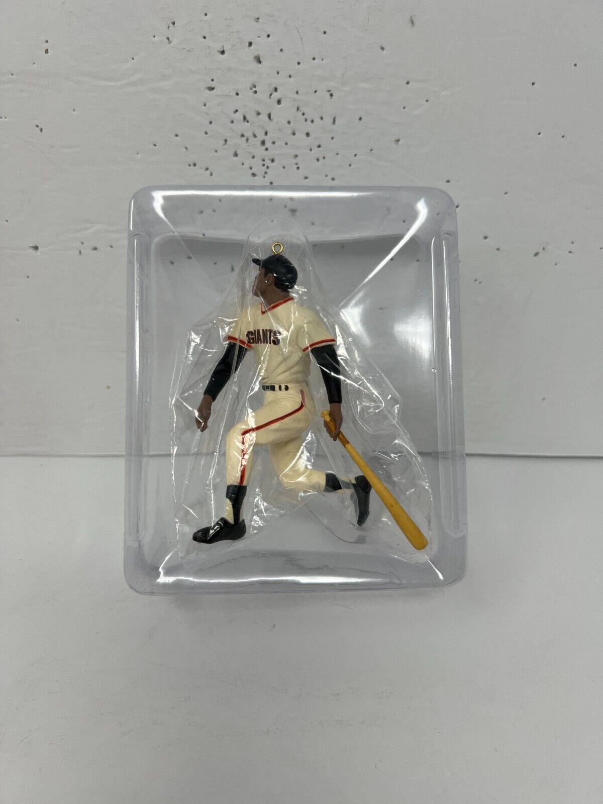 Hallmark KeepsakeChristmas Ornament Willie Mays San Francisco Giants Figure