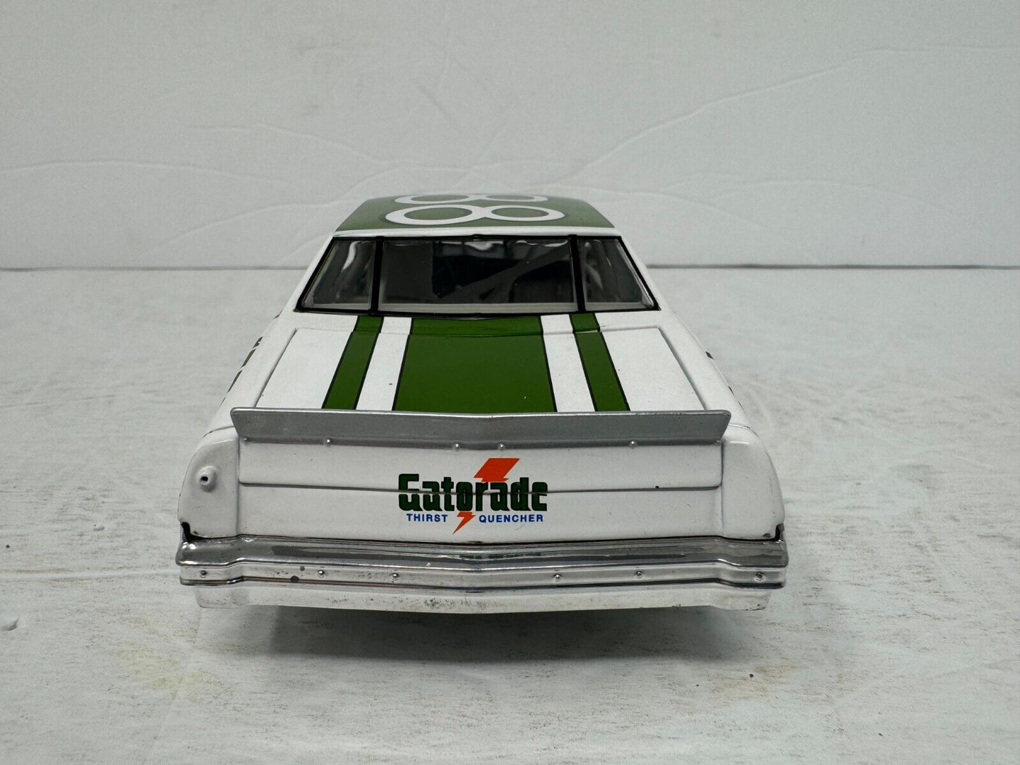 Action Nascar #88 Darrell Waltrip Gatorade 1979 Chevy Monte Carlo 1:24 Diecast