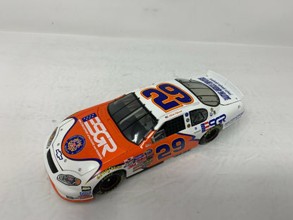 Action Nascar #29 Kevin Harvick ESGR Coast Guard 2004 Chevrolet 1:24 Diecast