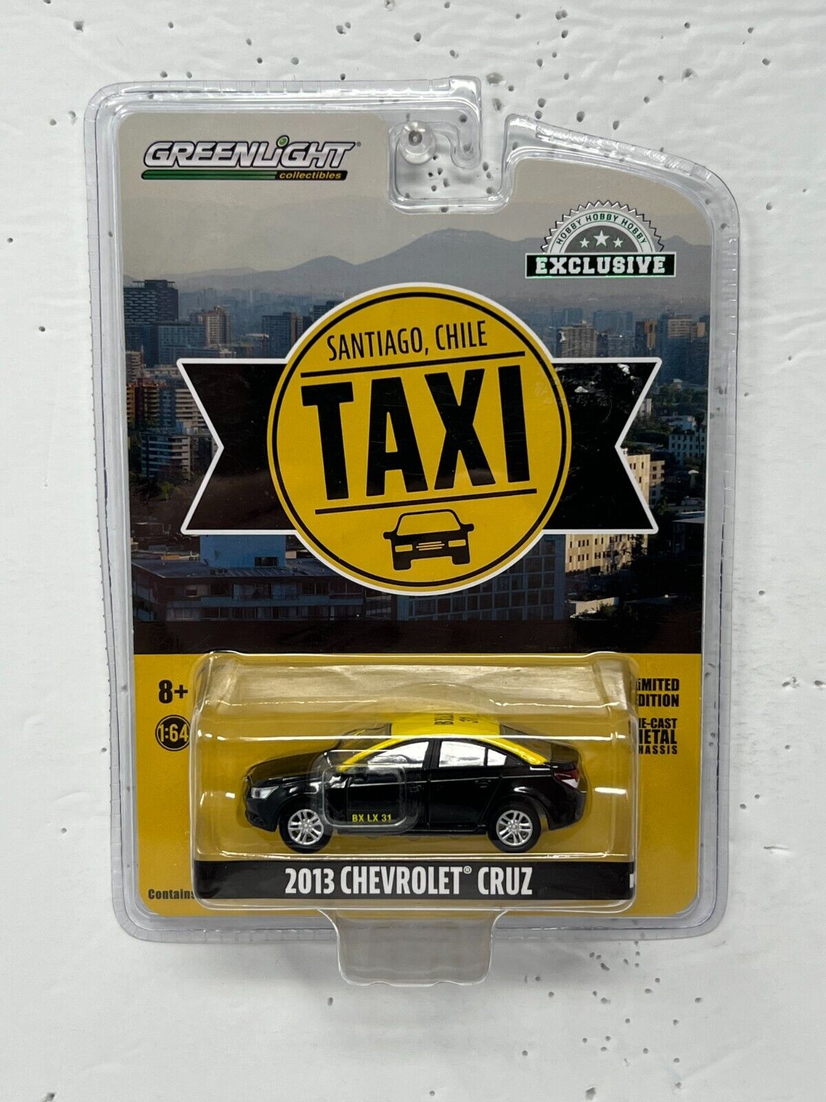 Greenlight Hobby Exclusive Santiago, Chile Taxi 2013 Chevrolet Cruz 1:64 Diecast