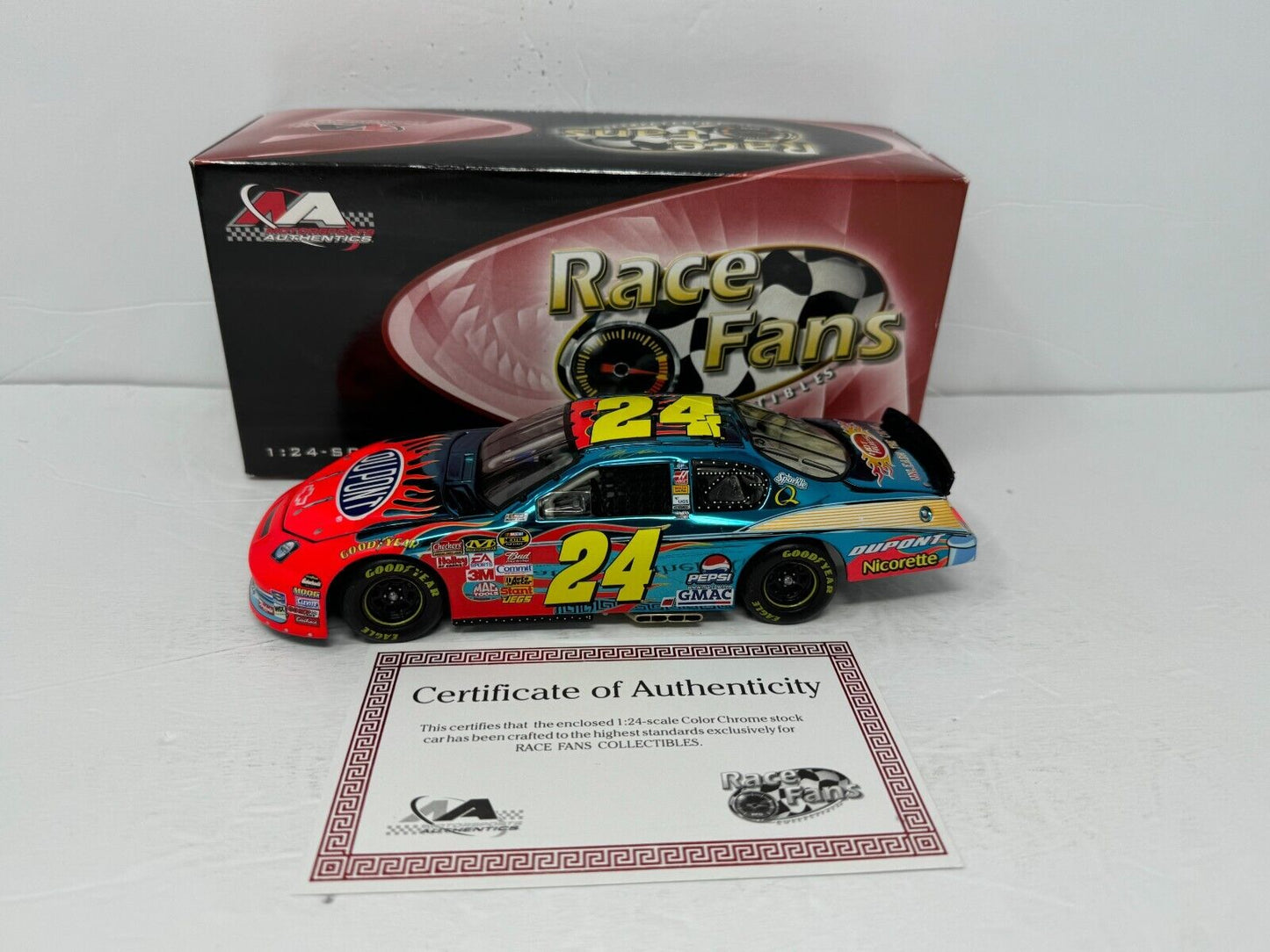 Motorsports Authentics #24 Jeff Gordon DuPont 57 Chevy Color Chrome 1:24 Diecast