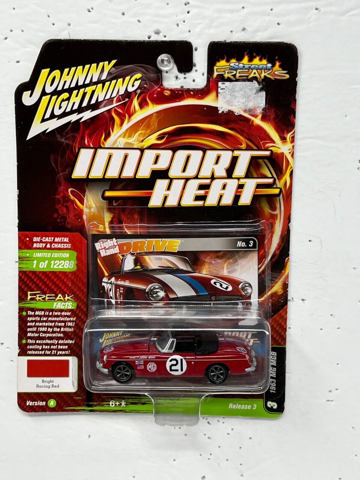 Johnny Lightning Import Heat 1963 MG MGB 1:64 Diecast Version A