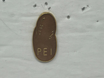 Prince Edward Island Potato PEI Souvenir Cities & States Lapel Pin SP4 V3