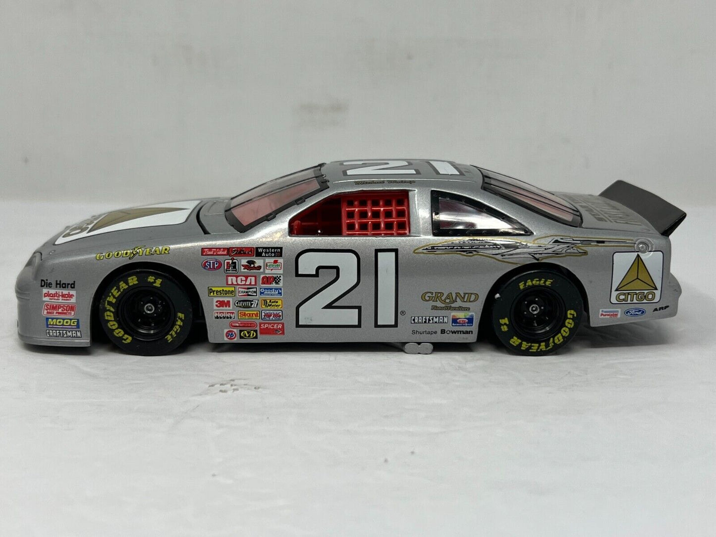 Action Nascar #21 Michael Waltrip Star Trek Ford Thunderbird 1:24 Diecast