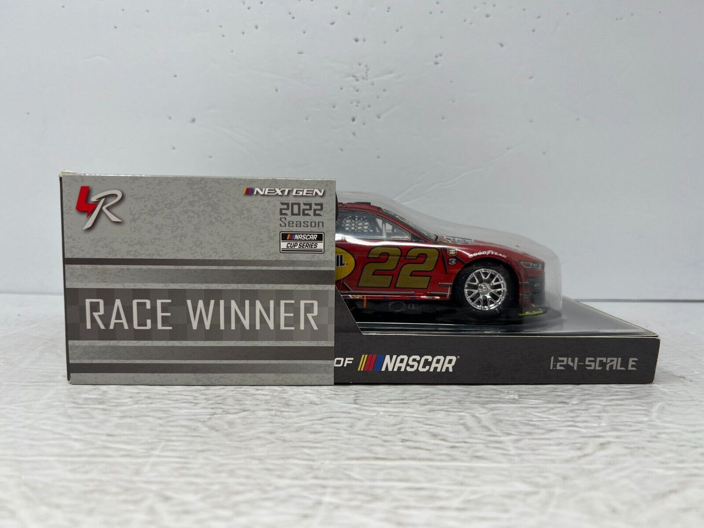 Lionel Nascar #22 Joey Logano Shell Darlington Win 2022 Mustang 1:24 Diecast