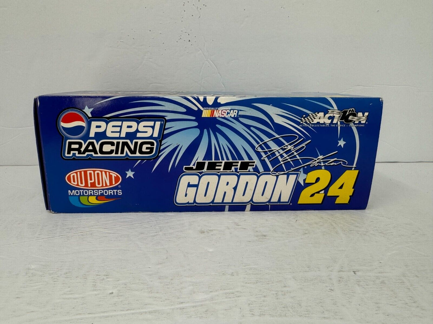 Action Nascar #24 Jeff Gordon DuPont Pepsi Daytona Chevy 1:24 Diecast