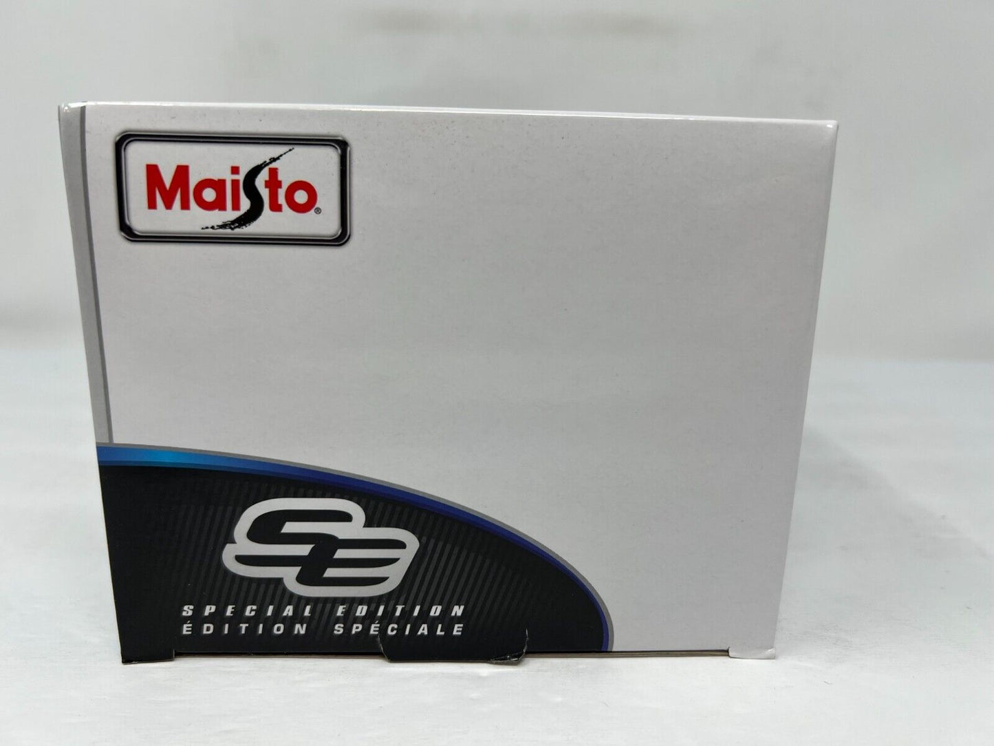 Maisto Ferrari SF90 Spider Special Edition 1:18 Diecast